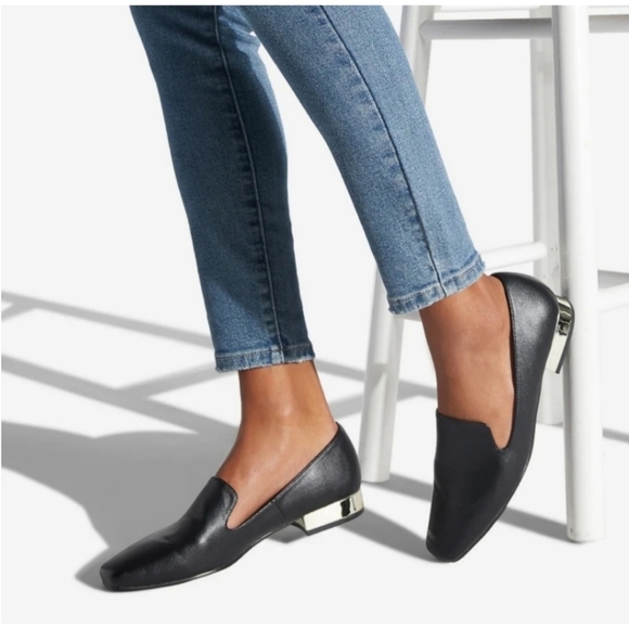 Slip on flats - Picture 2 of 9